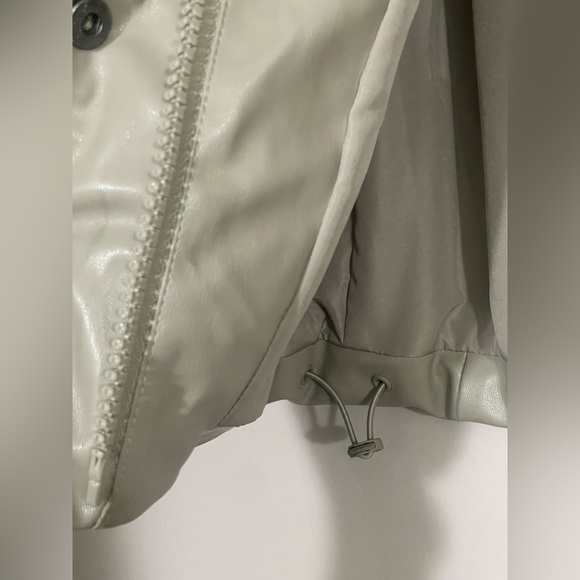 ZARA vegan leather puffer Vest, sz S - Picture 6 of 7